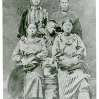 Photo of a group, perhaps a family, of Sac and Fox Indians