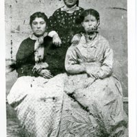 Three young native women, probably Sac &amp; Fox or Chippewa