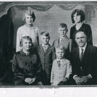 Scan of photo of Frank Wittman family.